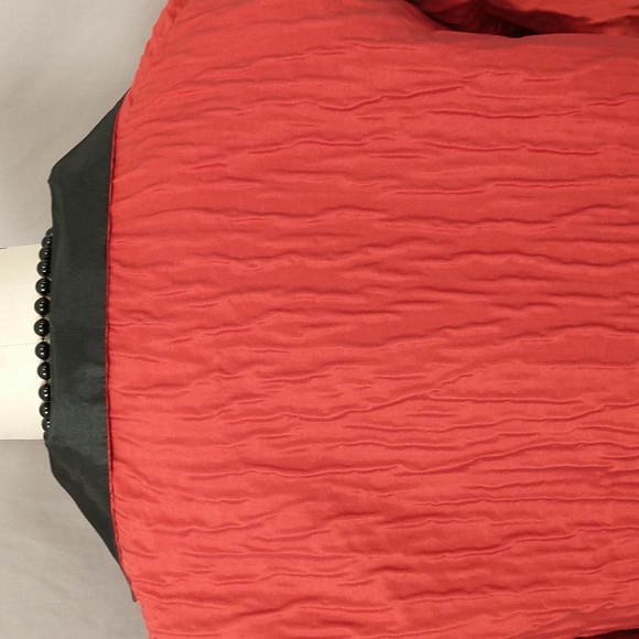Grace Chuang Lush Fabric Red & Black Jacket Rich Silk Look Asian Styling Pockets - Picture 6 of 12